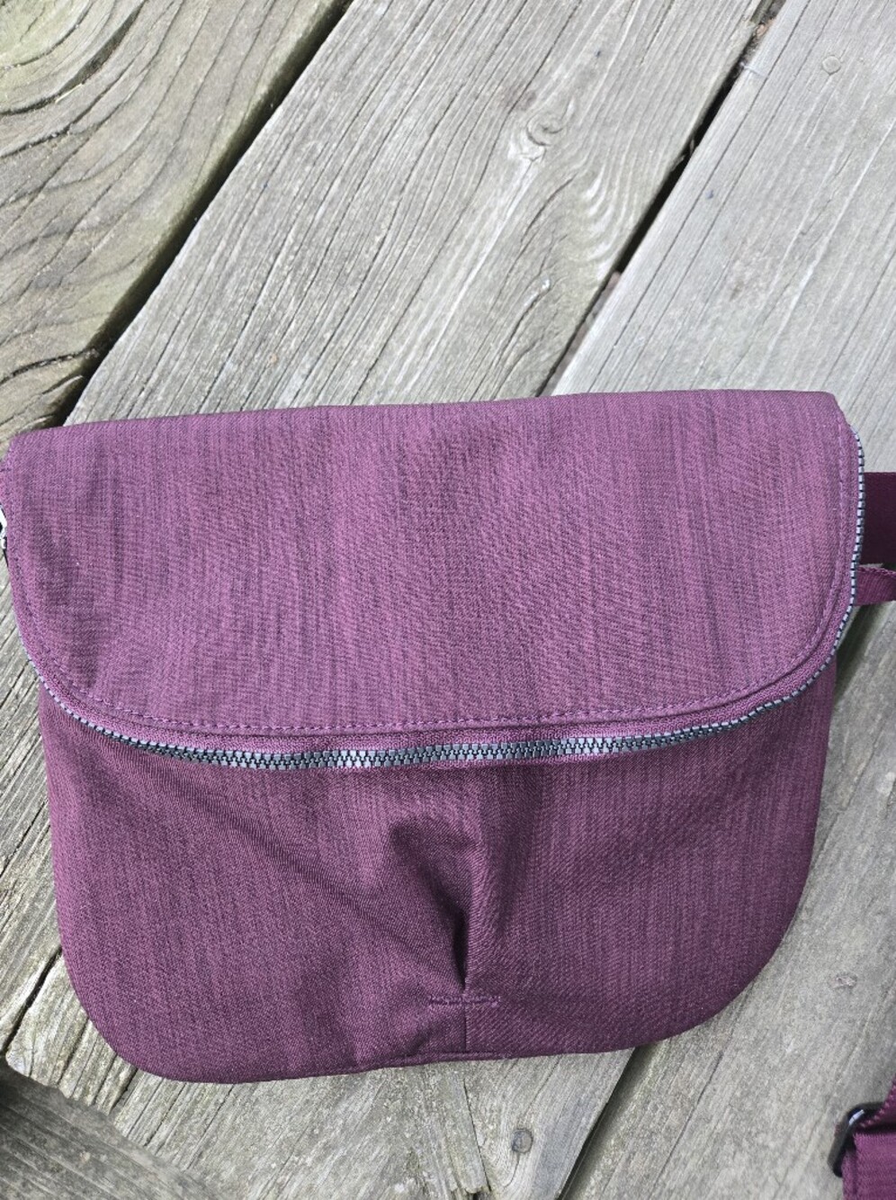Lululemon First-Edition Festival Bag 5L - Heathered Black Cherry VINTAGE